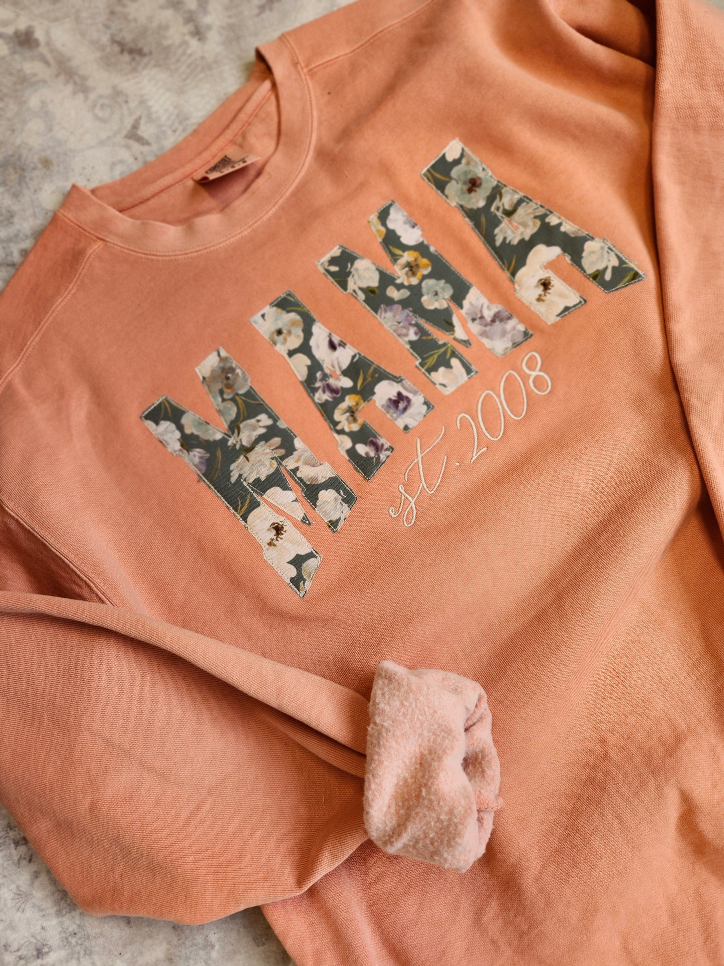 MAMA EST Embroidered Crew