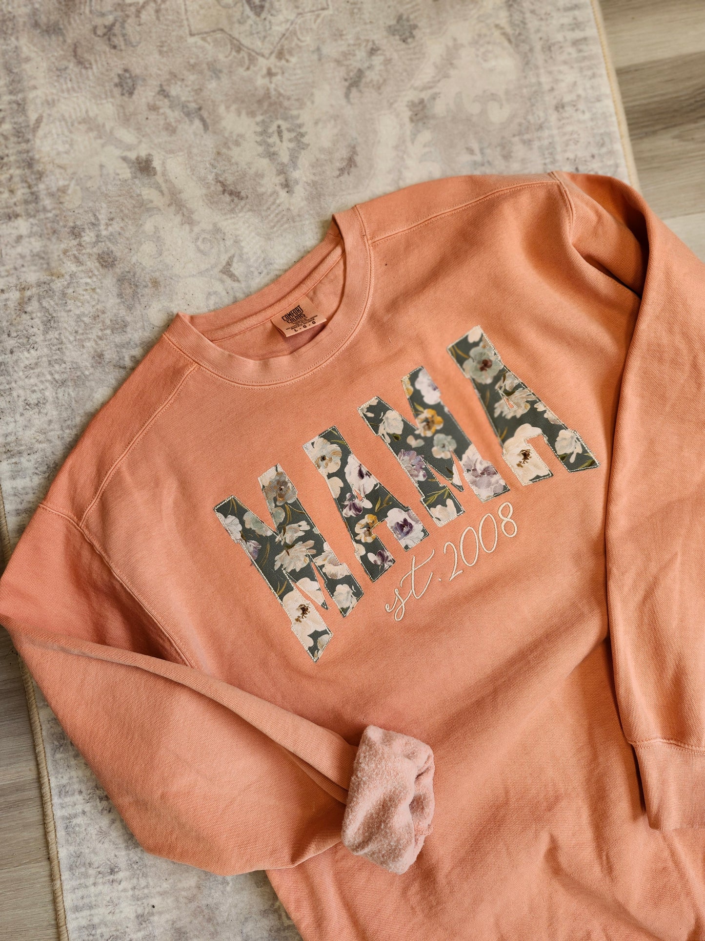 MAMA EST Embroidered Crew